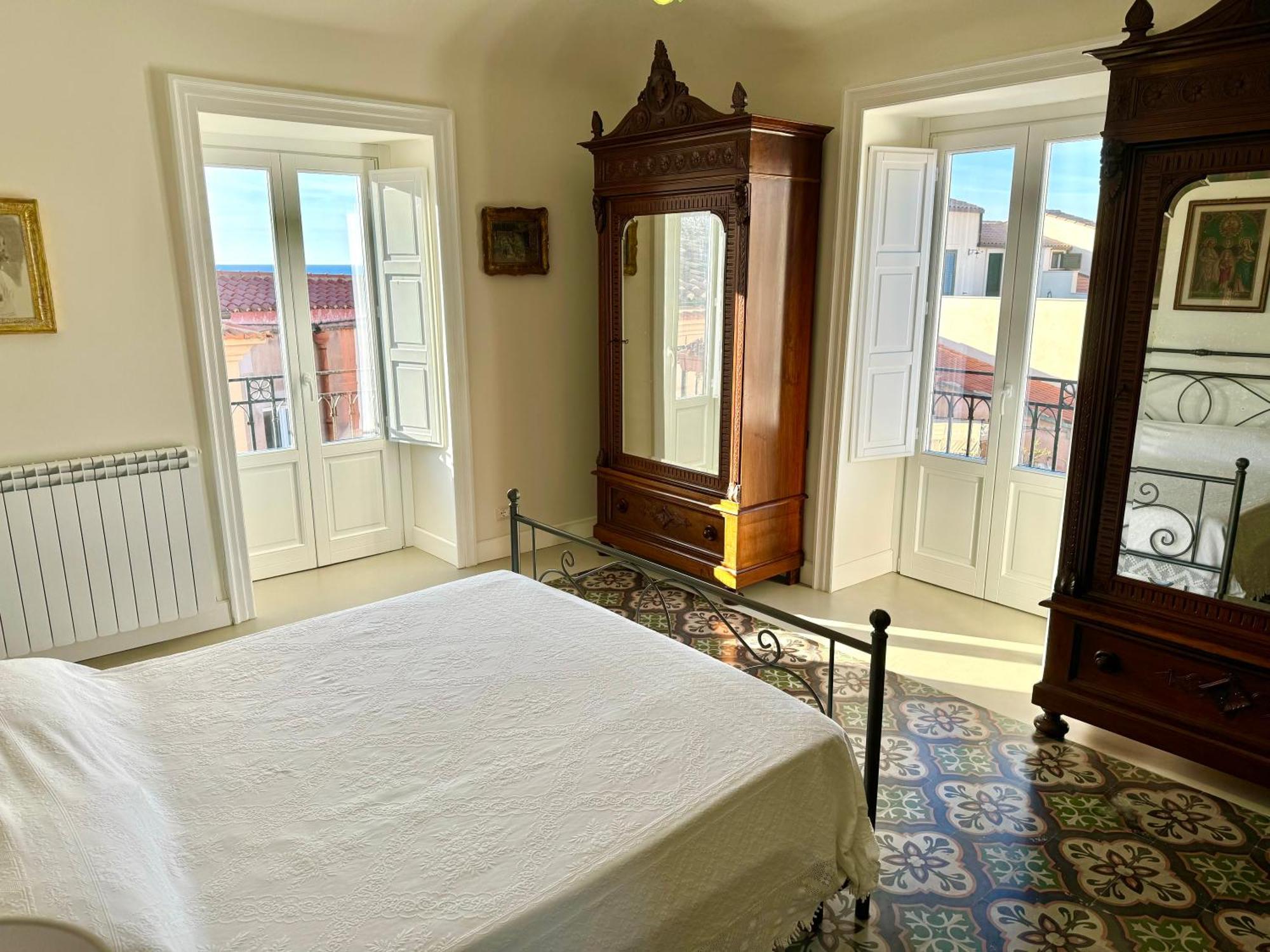 Vittorio Emanuele Street House Apartment Cefalu Exterior photo